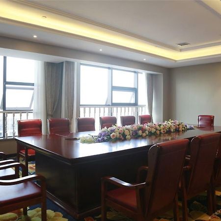 Xingzhou International Hotel 汉中 外观 照片